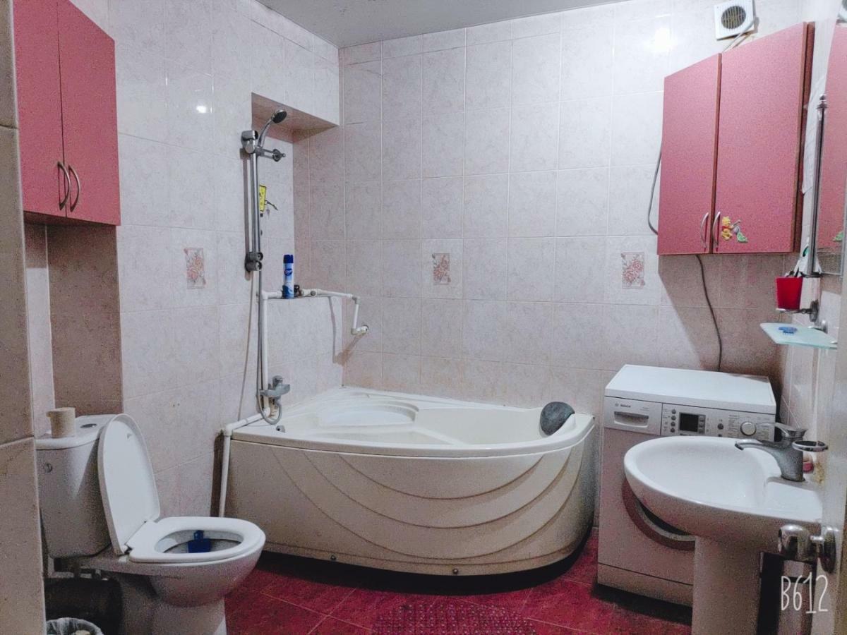 Amoun Hostel Tbilisi ภายนอก รูปภาพ